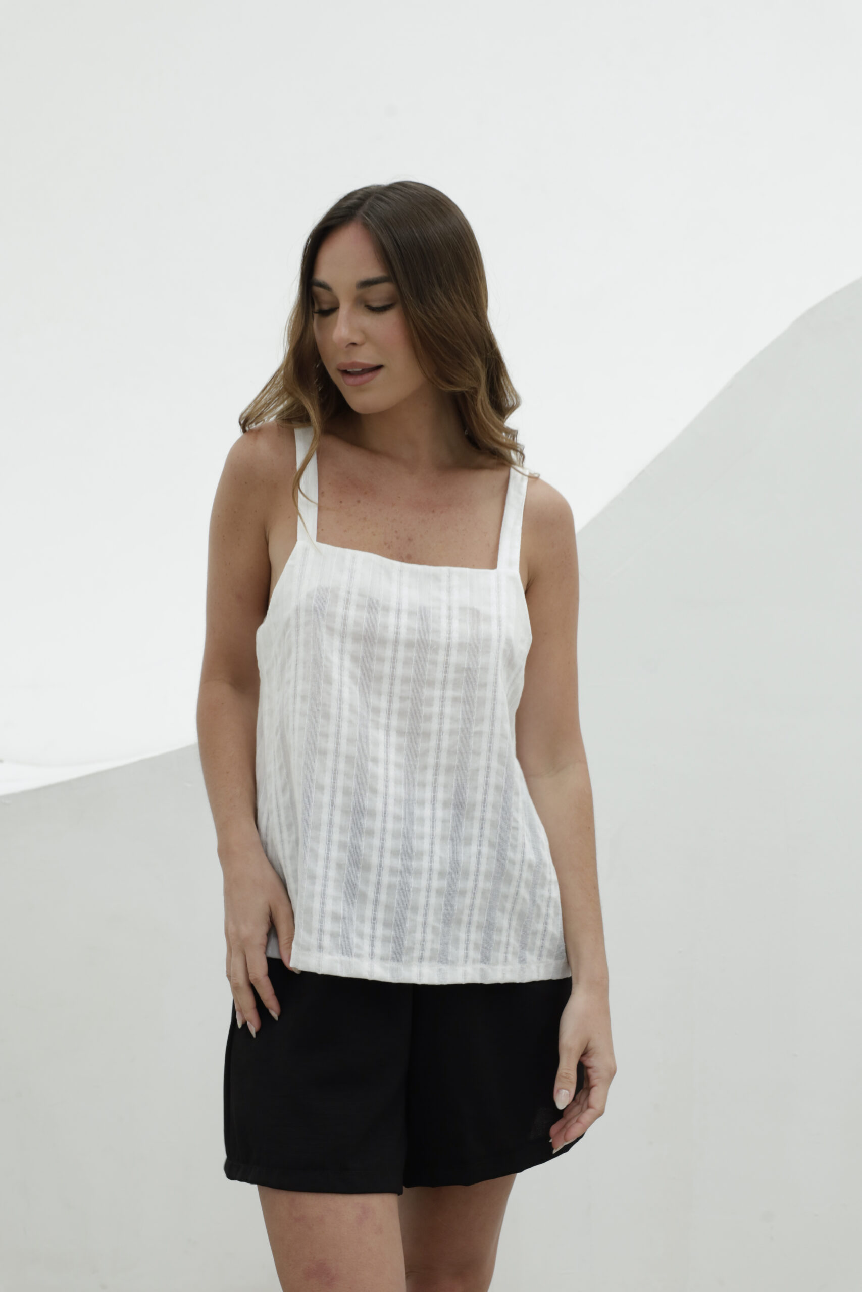 _MG_4146 Top Bretel Ancho KLEIN – Mayorista PV 2026 - Ropa Mayorista CELAVIE