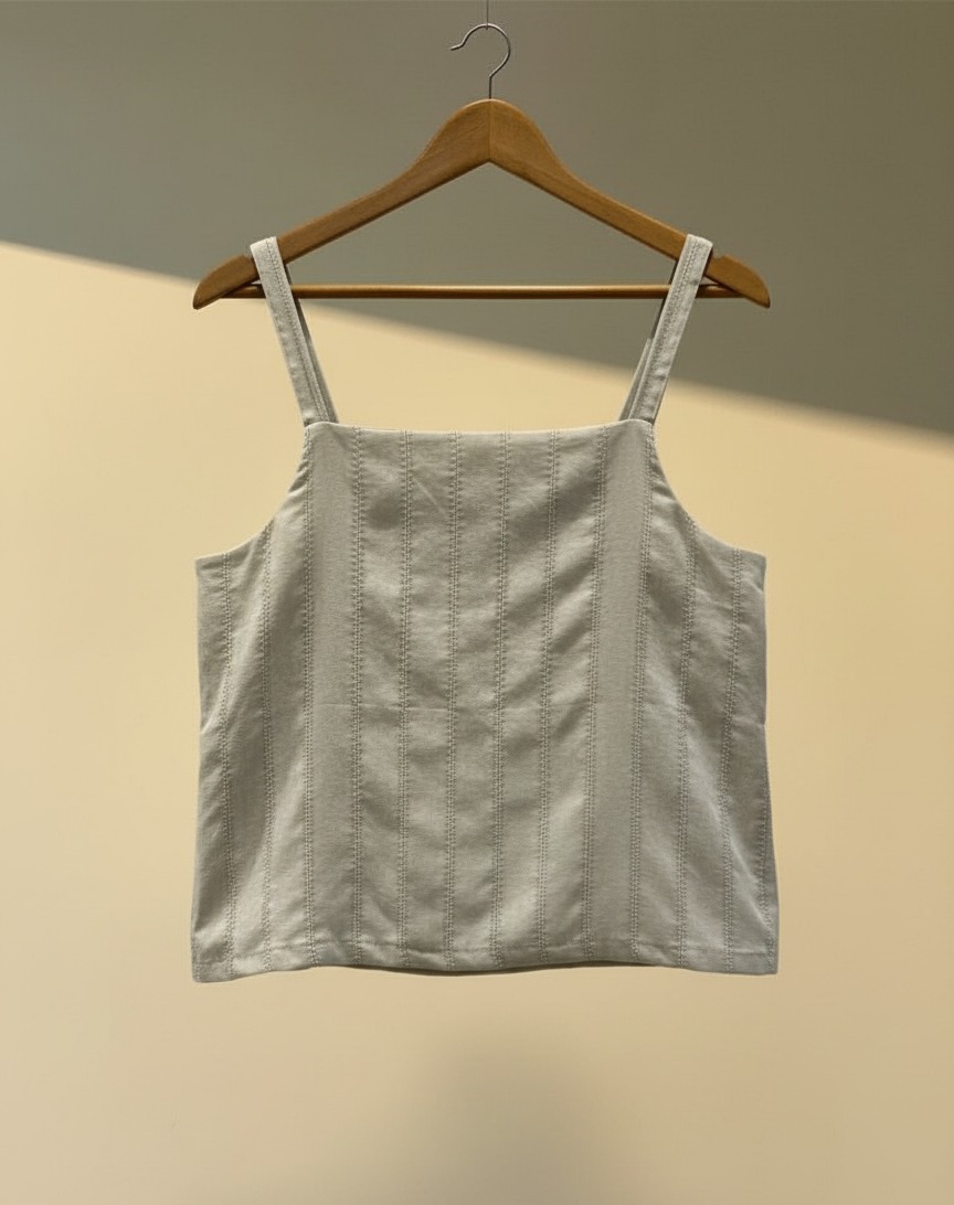 Imagen de WhatsApp 2025-10-18 a las 11.50.41_717c4ad8 Top Bretel Ancho KLEIN – Mayorista PV 2026 - Ropa Mayorista CELAVIE