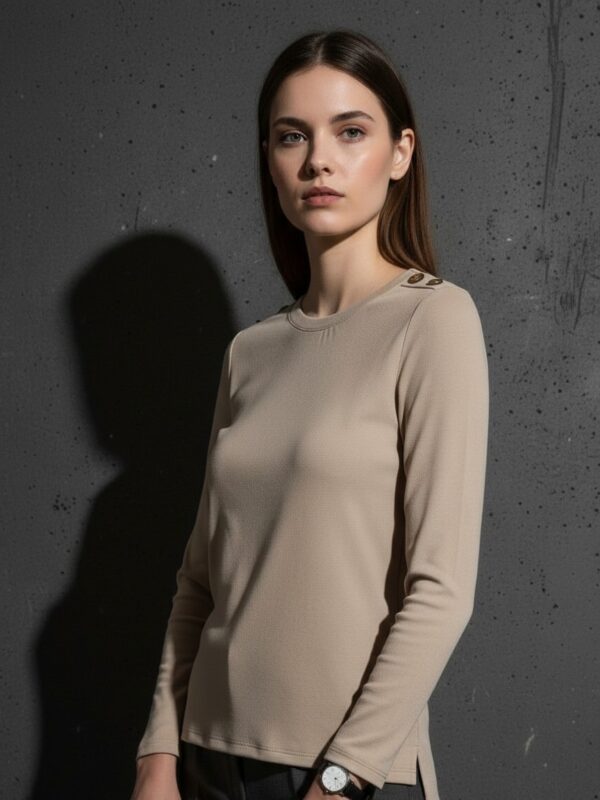 Remera Boton Y Tajo Kami