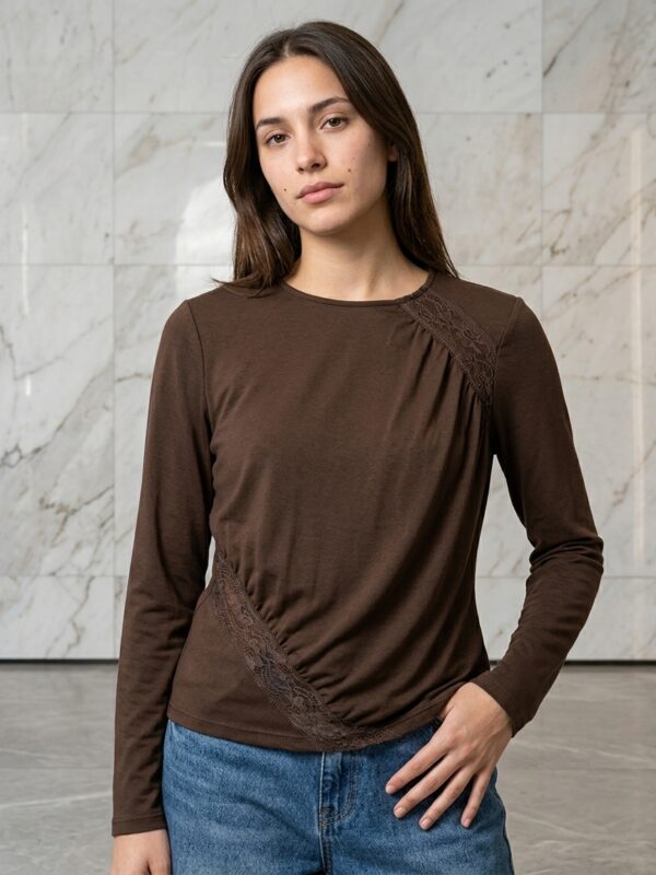 Remera MOKA